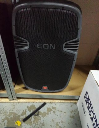 Pareja Altavoces JBL EON 15P