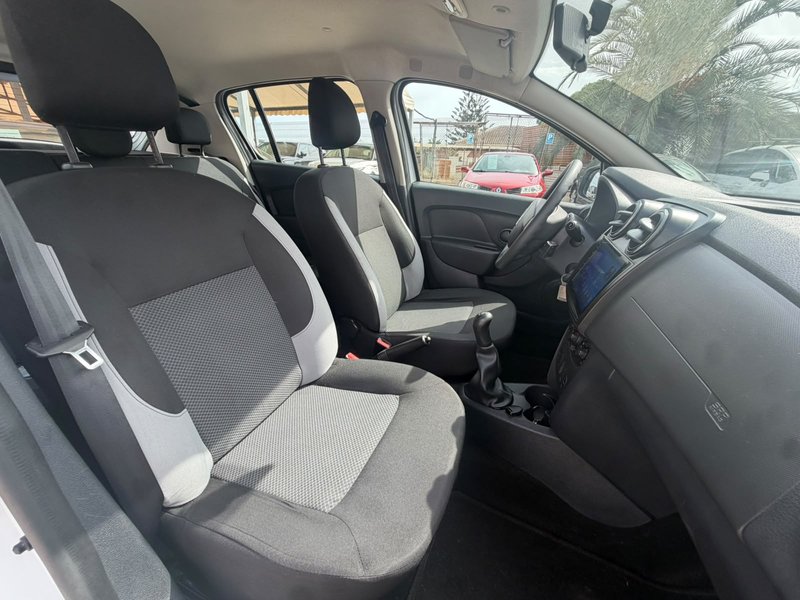Dacia Sandero 1.5 dCi Ambiance 2015, foto 14