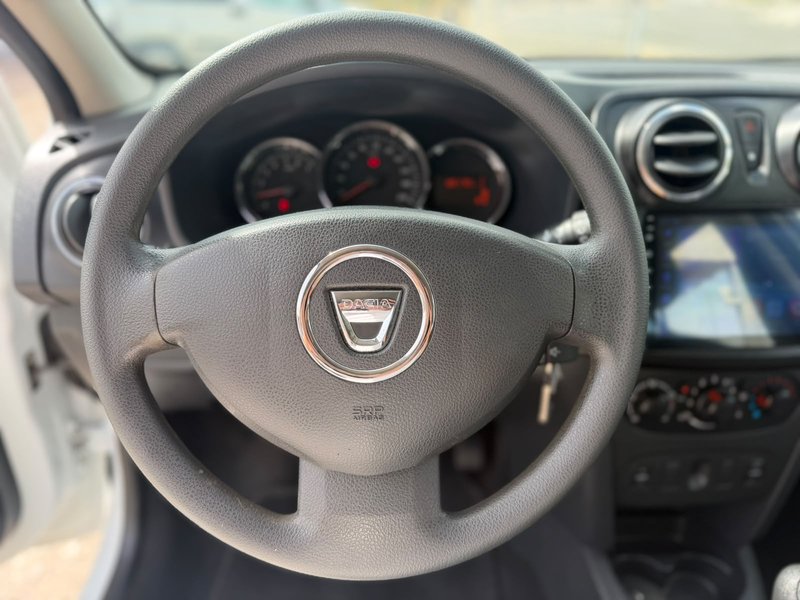 Dacia Sandero 1.5 dCi Ambiance 2015, foto 16