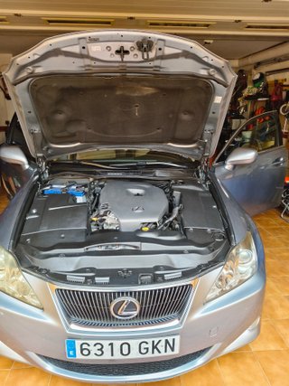 Lexus IS 2009