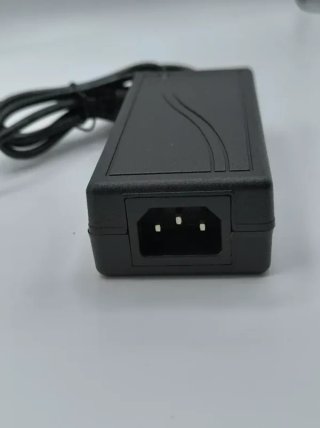 Adaptador AC a DC 12V 6A
