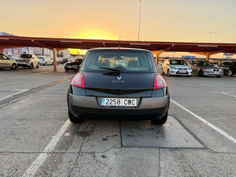 Renault Mégane 2004, foto 3