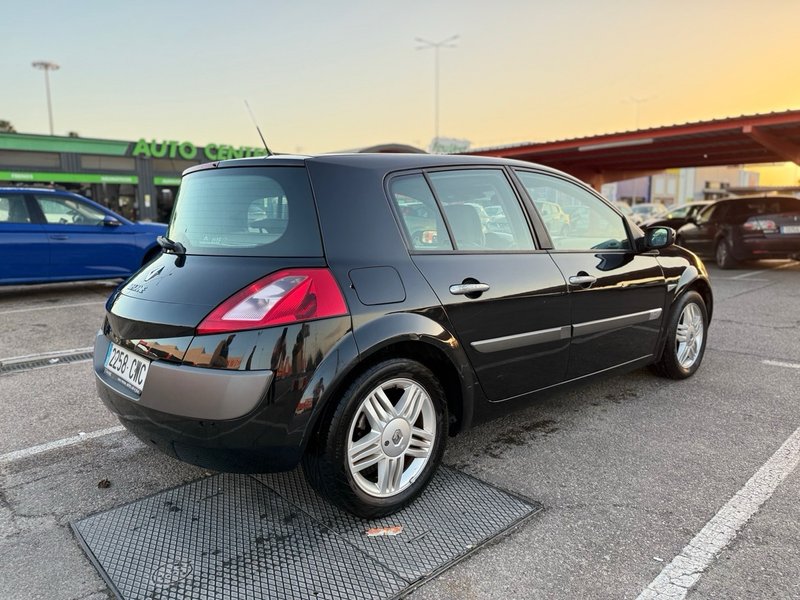 Renault Mégane 2004, foto 2