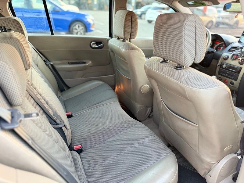 Renault Mégane 2004, foto 7