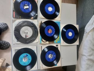 Lotto di 7 Vinili Singoli Anni 60 e 70