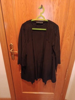 Vestido Negro con Flecos Zara Talla M