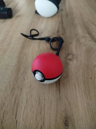 URGE,Pokémon Let's Go Pikachu+Mando Pokeball+Funda