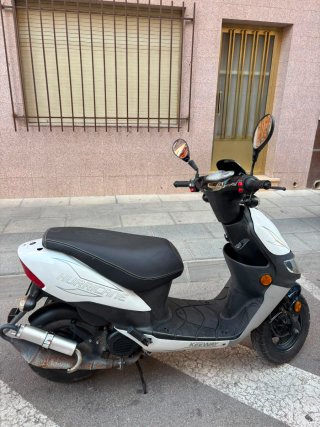Keeway Hurricane 50cc Moped