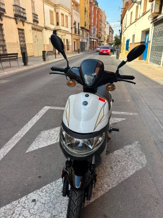Keeway Hurricane 50cc Moped