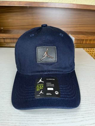 Gorra Jordan Classic99 Azul marino (CON ETIQUETA)