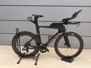 Bicicleta Triatlón Canyon Speedmax CF Disc Negra
