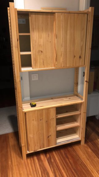 Estantería de Madera con Puertas Correderas