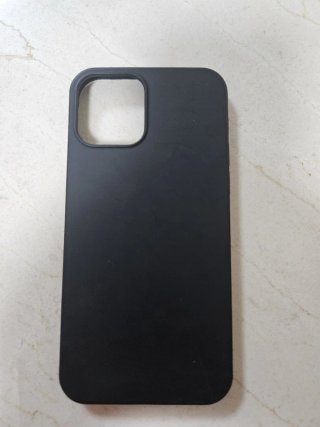 Funda de iPhone 12 negra simple