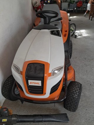 Tractor cortacésped Stihl RT 5097 C