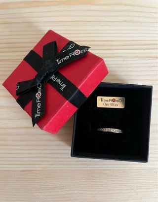 Anillo de Oro 9k Time Road con 11 circonitas