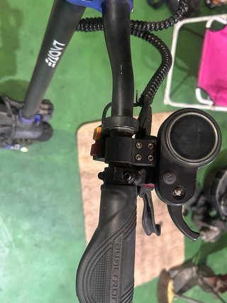 Patinete Eléctrico con Suspensión