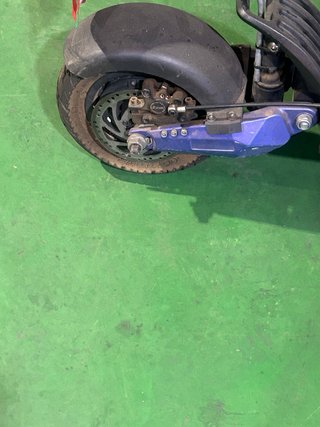 Patinete Eléctrico con Suspensión