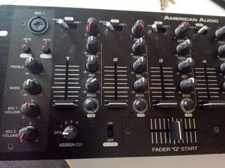 Tavola di Mixaggio DJ American Audio Mixer Q-SD