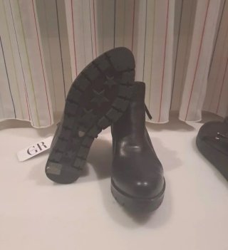 Botines Negros de Mujer