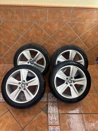 4 Llantas Seat León