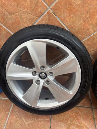 4 Llantas Seat León