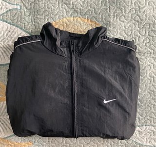 Cortavientos Nike Talla M Negro