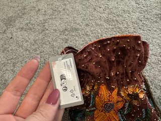 Bolso Bombonera Bordado con Cuentas