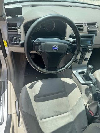 Volvo V50 2005