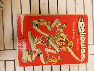 Libro de cuentos Disney antiguo