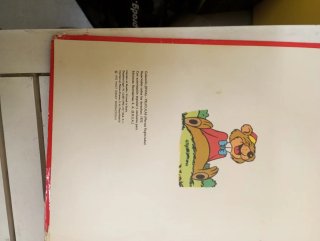 Libro de cuentos Disney antiguo