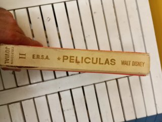 Libro de cuentos Disney antiguo