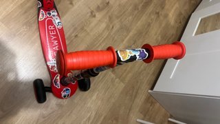 Patinete Infantil Rojo Super nuevo.