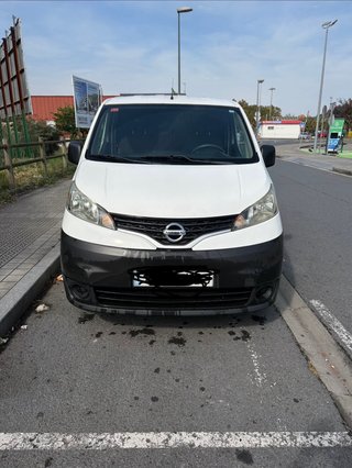 Nissan NV200 2011