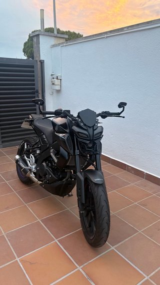 YAMAHA MT-125