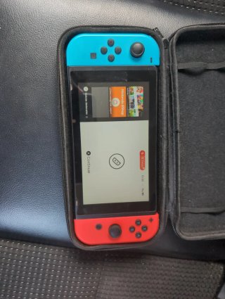 Nintendo Switch Azul y Rojo