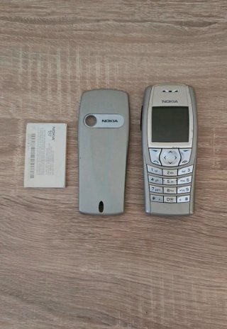 Nokia 6610i + Batteria + Caricabatterie (Vintage)