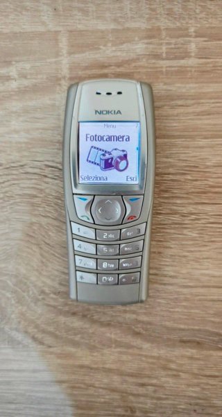 Nokia 6610i + Batteria + Caricabatterie (Vintage)