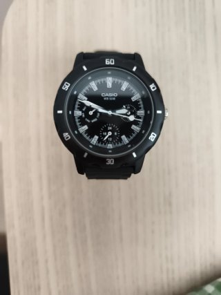 Reloj Casio Negro. Nuevo a estrenar