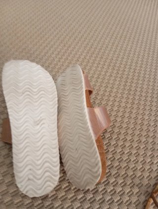 Sandalias Anna Field con Hebillas