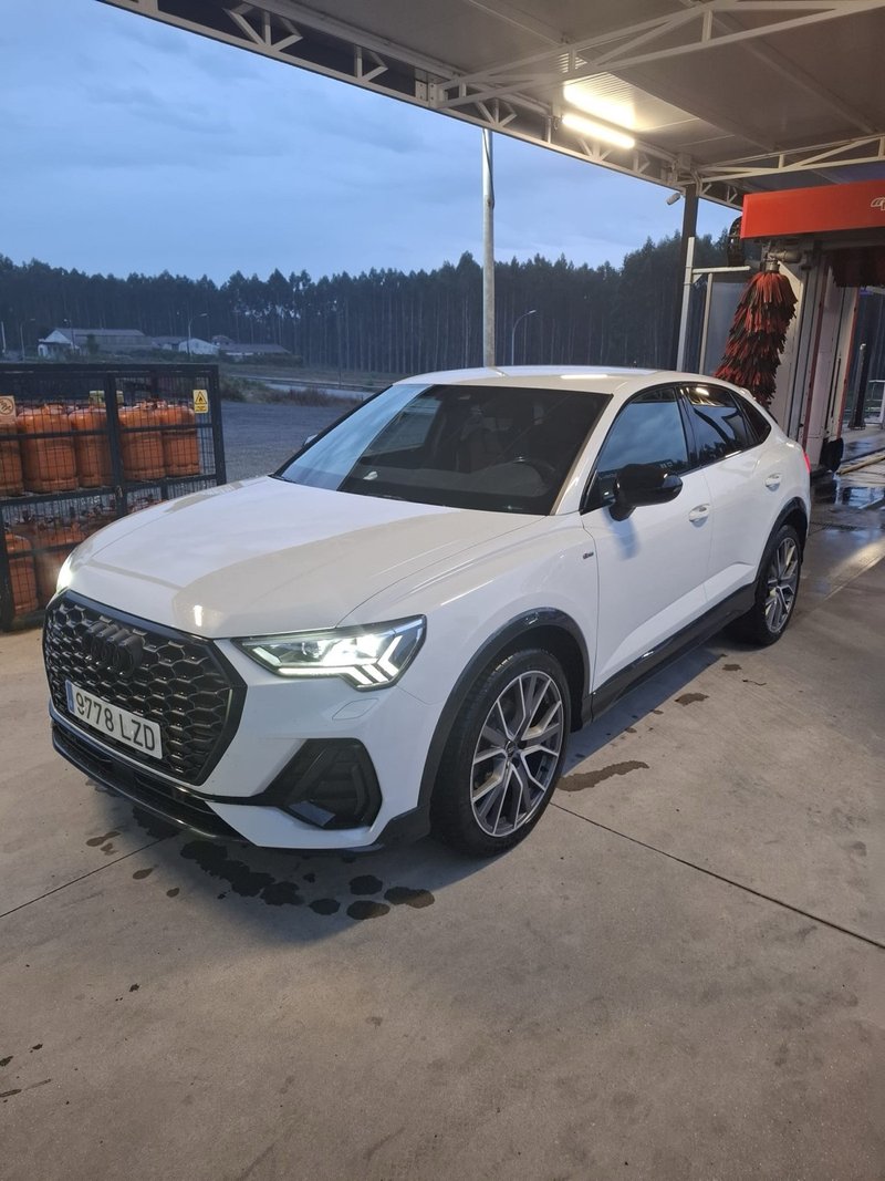 Audi Q3 2.0 Black line 35 TDI quattro 2022
