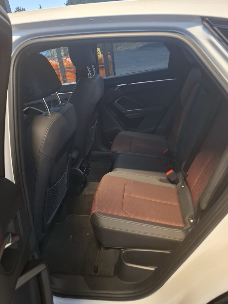 Audi Q3 2.0 Black line 35 TDI quattro 2022, foto 16