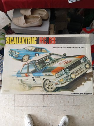 Scalextric con dos coches