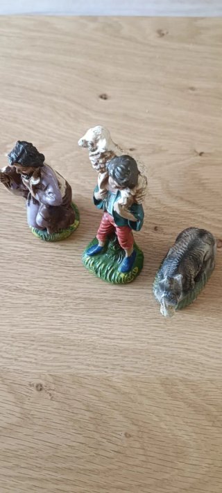 3 Figuras Belén Italia