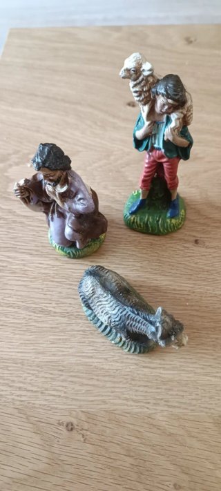 3 Figuras Belén Italia