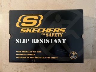 Zapatos Skechers Slip Resistant