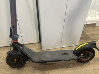 Patinete Eléctrico Cecotec Bongo