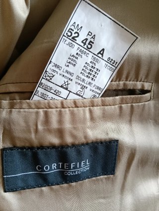 Traje de hombre beige