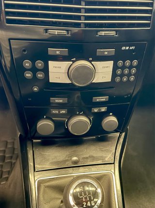Opel Astra 2007