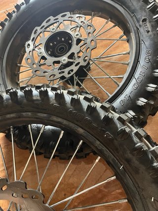 Ruedas llanta y neumáticos Pitbike