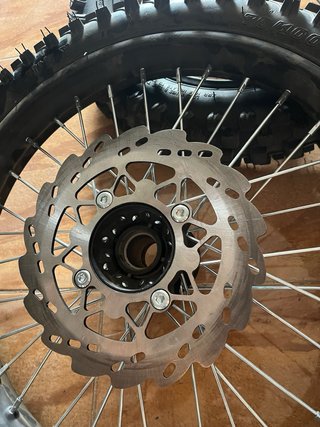 Ruedas llanta y neumáticos Pitbike